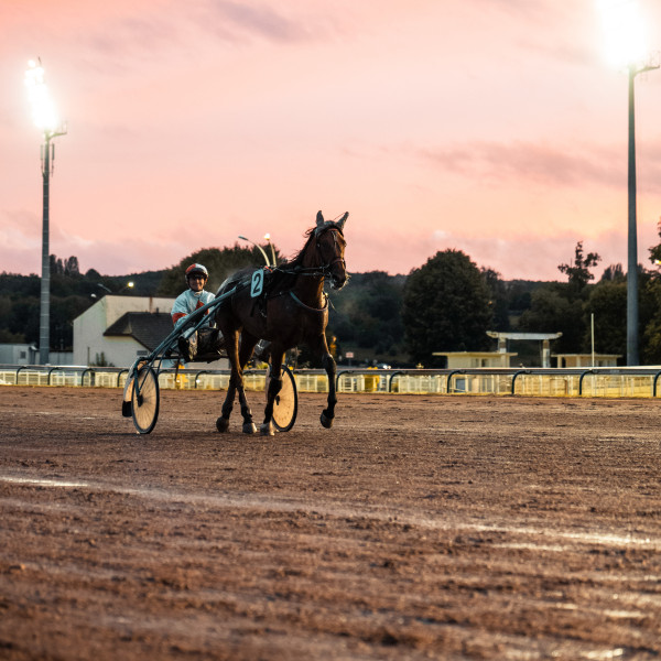 Nocturne trot - Hippodrome Vichy